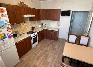 Продажа 2-комнатной квартиры, 62 м2, Оренбургская область, улица Карпова, 3