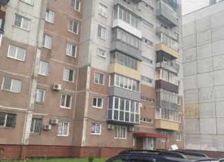 Продам 4-комнатную квартиру, 78 м2, Кемеровская область, проспект Шахтёров, 11