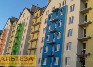 Продажа 2-комнатной квартиры, 60.8 м2, посёлок городского типа Янтарный, Советская улица, 104Б
