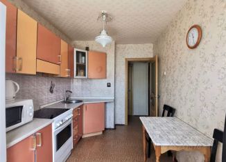 Сдам 1-комнатную квартиру, 40 м2, Петропавловск-Камчатский, улица Ларина