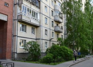 Продам 2-комнатную квартиру, 52 м2, Санкт-Петербург, проспект Обуховской Обороны, 140, метро Обухово