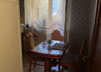 Сдается трехкомнатная квартира, 65 м2, Королёв, улица Исаева, 4