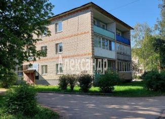Продается 3-комнатная квартира, 65 м2, поселок Старая Малукса, улица Новосёлов, 30