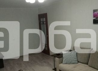 Продается 3-комнатная квартира, 66.6 м2, деревня Середняя, Центральная улица, 24
