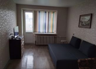 Сдается в аренду 1-ком. квартира, 31 м2, Новочеркасск, улица Калинина, 75