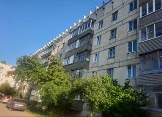 2-комнатная квартира на продажу, 42 м2, Йошкар-Ола, улица Подольских Курсантов, 16, 3-й микрорайон