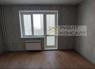 Продается 1-ком. квартира, 33 м2, Омск, Центральный округ, улица Завертяева, 18к10