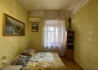 Продается однокомнатная квартира, 26 м2, Астрахань, Красная улица