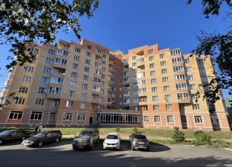 Продается трехкомнатная квартира, 114.5 м2, городской посёлок Синявино, улица Кравченко, 11