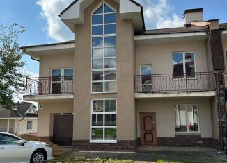 Продажа 4-ком. квартиры, 90 м2, деревня Рыбаки, 2-я Заповедная улица, 5