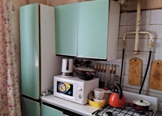 Продается 2-ком. квартира, 51.1 м2, Ломоносов, улица Сафронова, 4