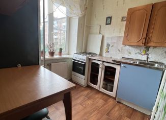 Сдача в аренду 2-комнатной квартиры, 41.4 м2, Кронштадт, Советская улица, 19