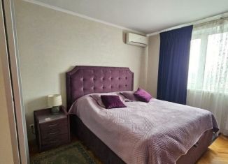 Продам 2-ком. квартиру, 54 м2, Москва, улица Академика Миллионщикова, 31, ЮАО