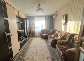 Сдача в аренду трехкомнатной квартиры, 65 м2, Волжский, улица Мира, 34