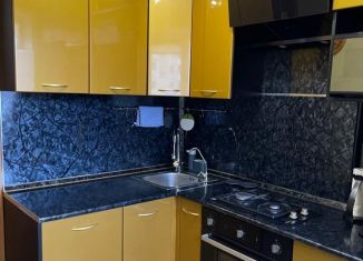 Продам 3-комнатную квартиру, 62.7 м2, Курган, улица Радионова, 14