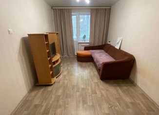 Сдам 1-ком. квартиру, 35 м2, Приморский край, улица Толстого, 52