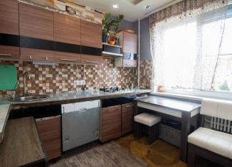 Продажа 2-ком. квартиры, 53 м2, рабочий посёлок Киевский, рабочий посёлок Киевский, 16