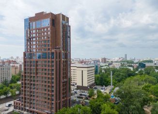 Продаю 1-комнатную квартиру, 62.8 м2, Екатеринбург, улица Большакова, 66