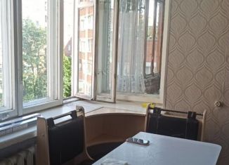 Сдам 1-ком. квартиру, 37 м2, Кронштадт, улица Зосимова, 2