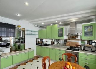 Продам 2-комнатную квартиру, 84.2 м2, Сочи, переулок Рахманинова, 47, микрорайон Новый Сочи