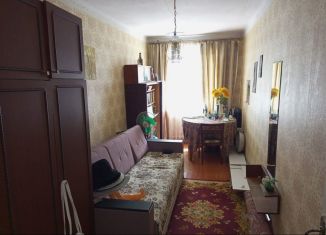 Продам 3-ком. квартиру, 55 м2, Таганрог, 10-й переулок, 114