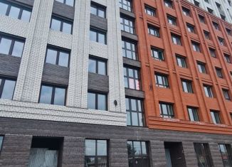 Продам 2-комнатную квартиру, 44.9 м2, Омская область, 5-я Северная улица, 124