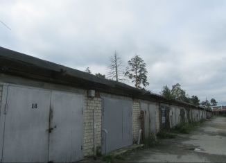 Продаю гараж, поселок городского типа Рефтинский, Молодёжная улица