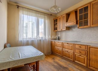 Продажа двухкомнатной квартиры, 54.4 м2, Москва, метро Озёрная, улица Академика Анохина, 5к2