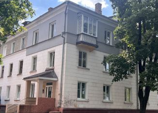 Продаю 2-ком. квартиру, 56 м2, Брянск, Московский проспект, 56