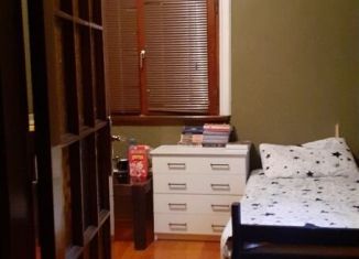 Сдам 2-ком. квартиру, 250 м2, Махачкала, улица Ахмата-Хаджи Кадырова, 77