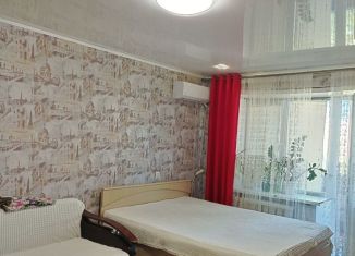 Сдается в аренду 1-ком. квартира, 31 м2, Казань, улица Солидарности, 6