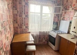 Продаю 1-комнатную квартиру, 30 м2, Армавир, улица имени Маршала Жукова, 132А