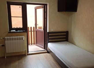 Сдача в аренду комнаты, 20 м2, Ейск, улица Кухаренко, 4