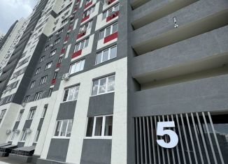 Продается 3-комнатная квартира, 91.2 м2, Оренбург, улица Автомобилистов, 13, Дзержинский район