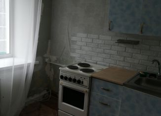 Сдаю 2-ком. квартиру, 35 м2, Зима, улица Новокшонова, 2