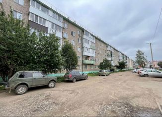 Продается 3-ком. квартира, 70 м2, Нефтекамск, Дорожная улица, 25