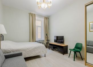 Сдается трехкомнатная квартира, 100 м2, Санкт-Петербург, Пушкинская улица, 6, метро Площадь Восстания