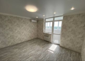 Продам 1-ком. квартиру, 39 м2, Ростов-на-Дону, Октябрьский район, улица Оганова, 20с3