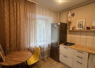 Сдам в аренду 1-ком. квартиру, 30 м2, Иваново, Лежневская улица, 130