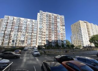 Продается двухкомнатная квартира, 41.5 м2, Ростов-на-Дону, улица Рыльского, 1