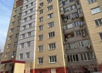 Продам 1-комнатную квартиру, 42.2 м2, Астрахань, Советский район, улица Безжонова, 82