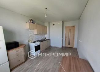 Продажа 3-ком. квартиры, 79.7 м2, Казань, Кировский район, улица Наиля Юсупова, 5