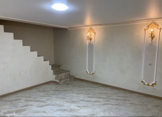 Сдам помещение свободного назначения, 100 м2, Махачкала, улица Гагарина, 61, Ленинский район