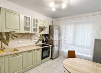 Продам 1-комнатную квартиру, 33.6 м2, Москва, улица Александры Монаховой, 90к6