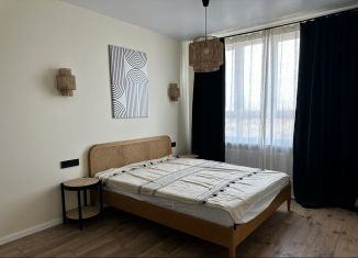 Сдаю 1-ком. квартиру, 40 м2, Краснодар, Питерская улица, 40к1