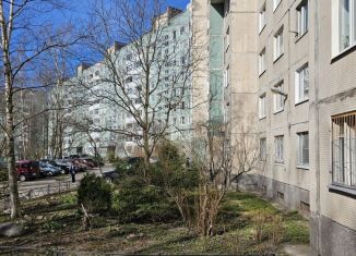 Продам 1-ком. квартиру, 32.8 м2, Санкт-Петербург, Светлановский проспект, 71к2, муниципальный округ Академическое