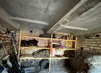 Продаю гараж, 19 м2, Йошкар-Ола, 3-й микрорайон, территория ГСК Строитель, 69