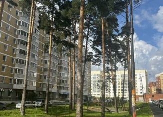 Продается 1-комнатная квартира, 43.5 м2, Свердловская область, улица Уральских Рабочих, 44