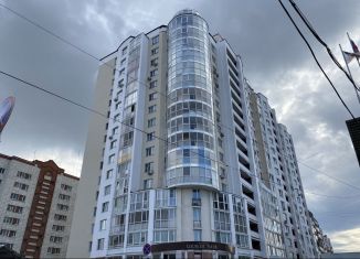 Продаю 1-комнатную квартиру, 55.6 м2, Екатеринбург, улица Фролова, 19к1, метро Динамо