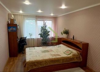 Продажа двухкомнатной квартиры, 50 м2, Сызрань, улица Комарова, 8